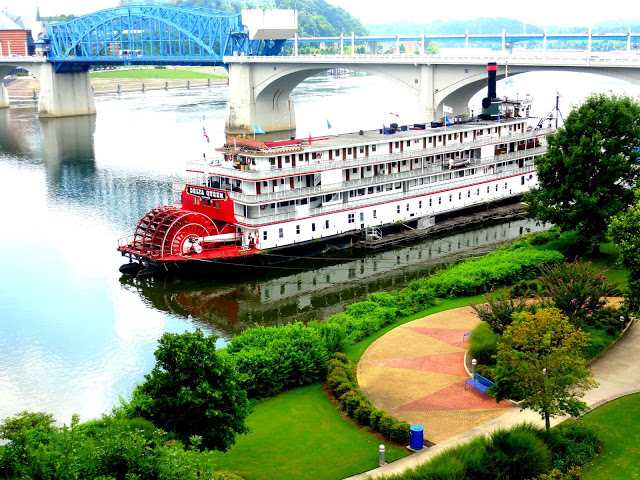 Beautiful Tennessee River in Chattanooga 