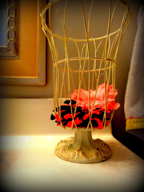 Cute metal bow holder from Goodwill