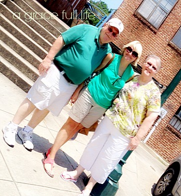 Chattanooga Tennessee with mom and dad